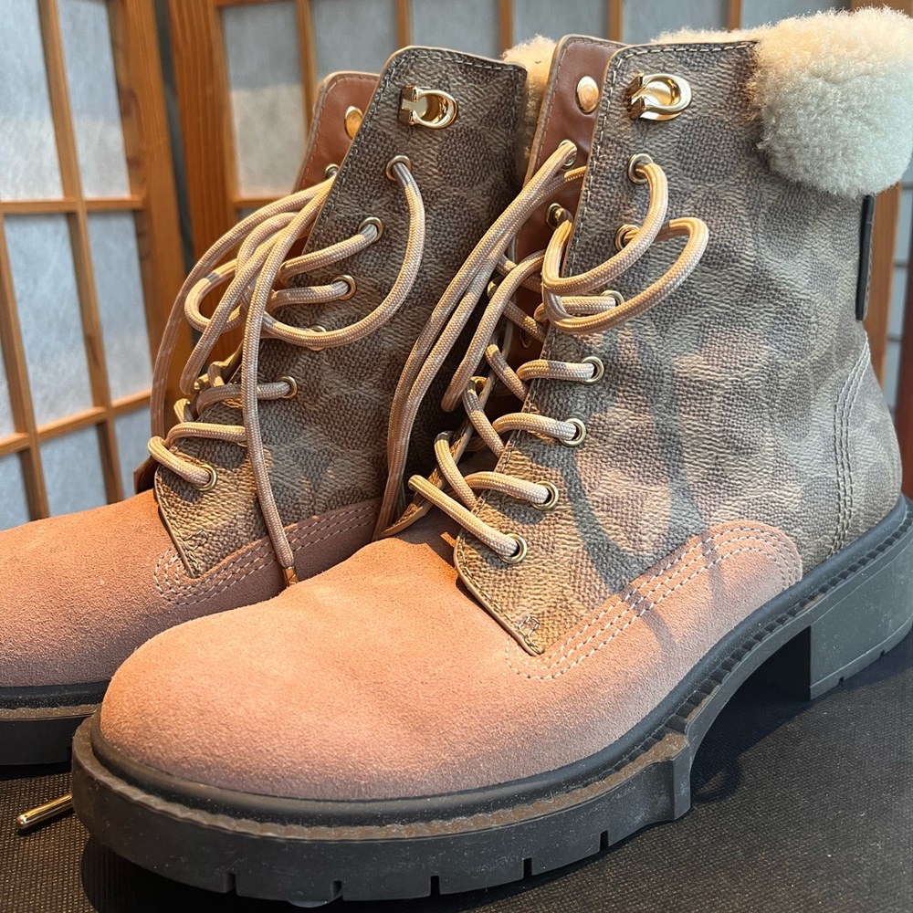 Coach Rose/Tan Lorimer Bootie